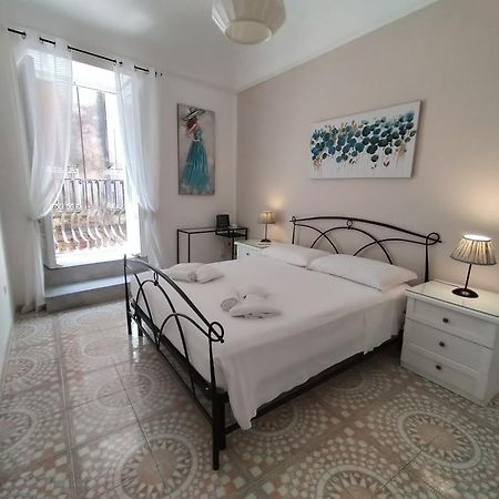 Casa Barnaba Lejlighed Syracuse Eksteriør billede